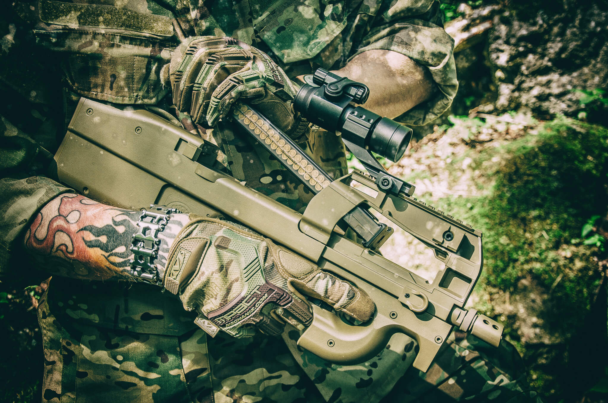 FN P90 Cybergun replika AEG magazynek