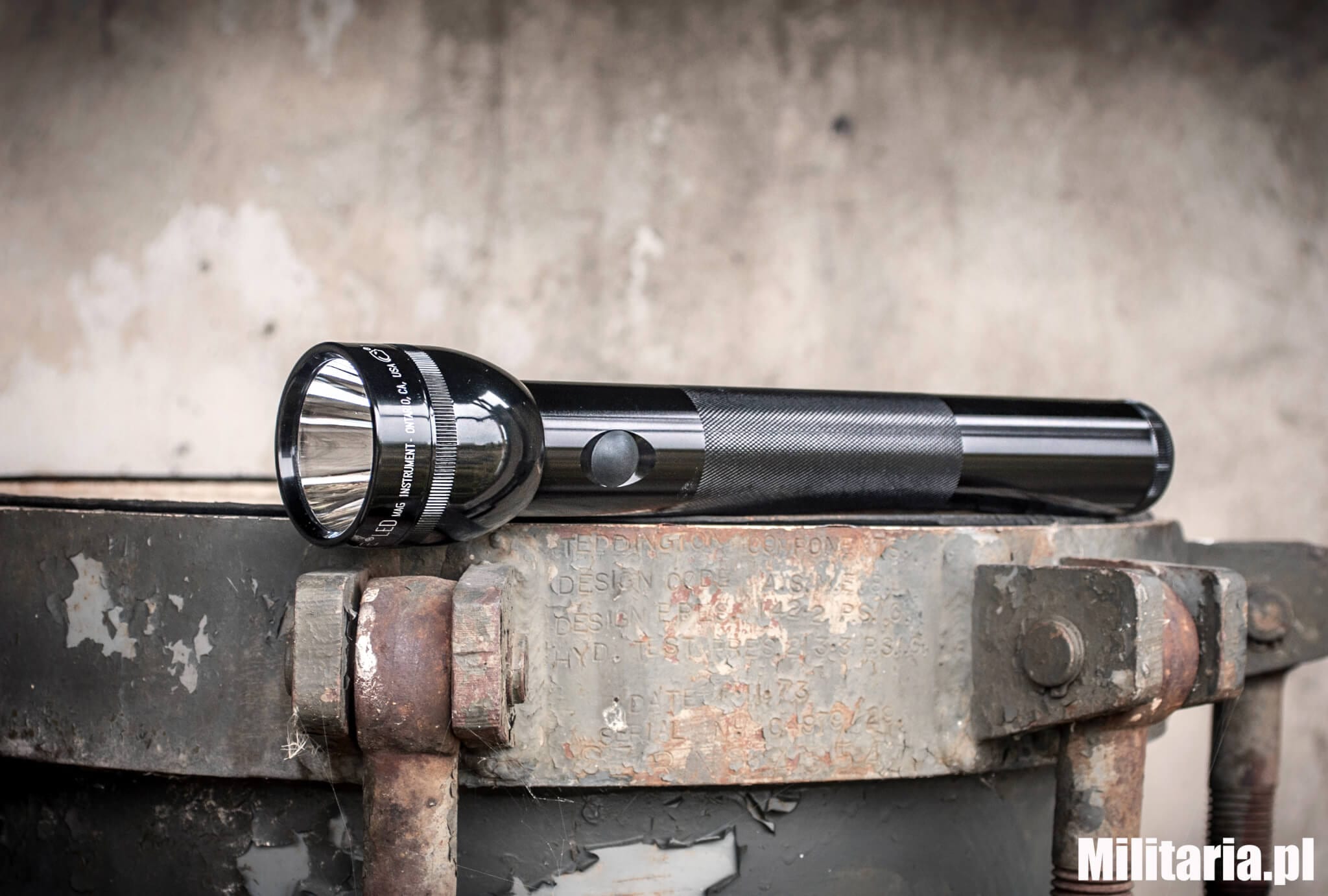 Solidna latarka Maglite 3D LED