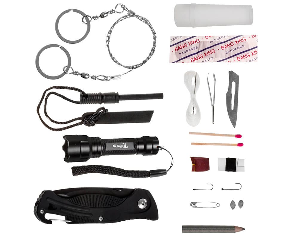 Co powinien zawierać survival kit i kiedy może się przydać?